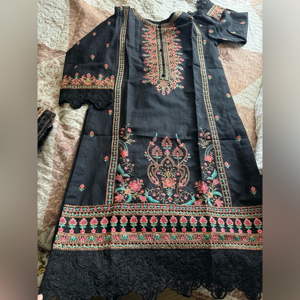 !!Ramdan sale!! Embroidered Black Dress with Floral Patterns** sale**